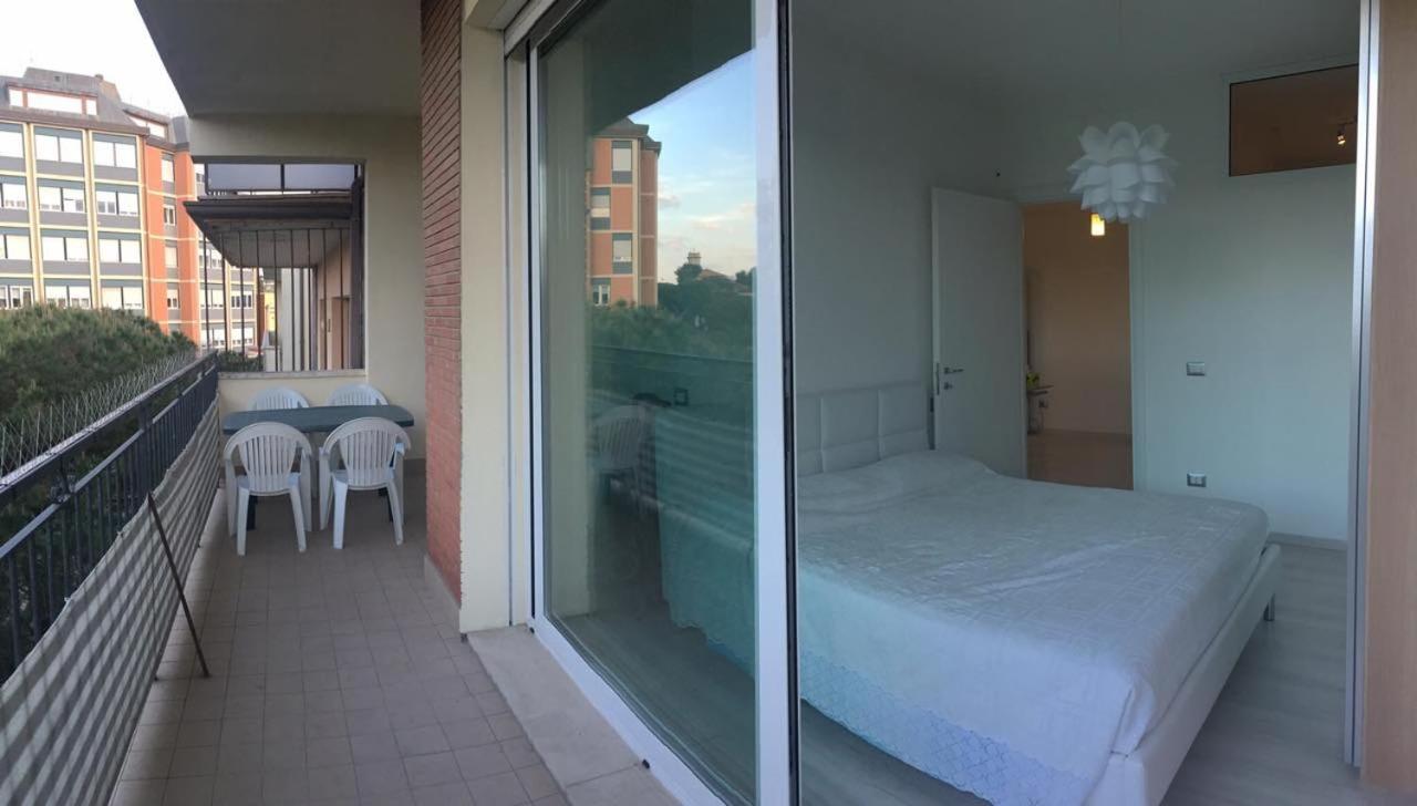 Con Terrazza Centralissimo A 100 Mt Dal Mare Appartamento