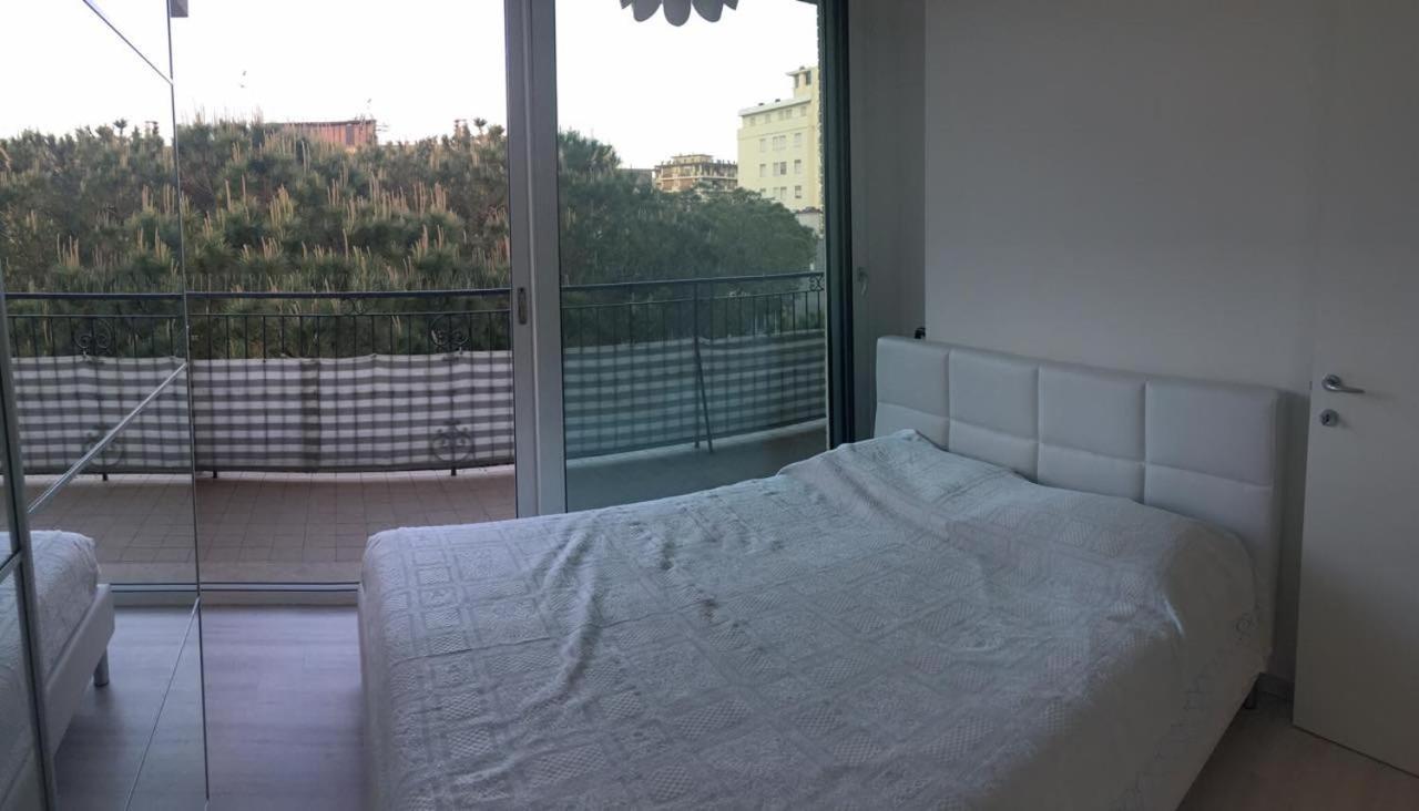 Apartment Con Terrazza Centralissimo A 100 Mt Dal Mare
