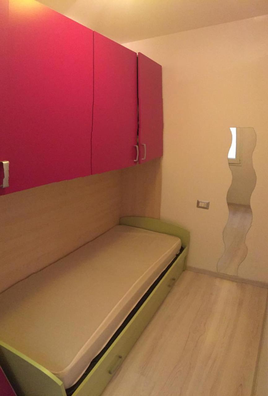 Con Terrazza Centralissimo A 100 Mt Dal Mare Apartment